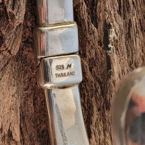 Sterling Contemporary Spring Hinge Bypass Bangle Bracelet - Picture 7 of 7